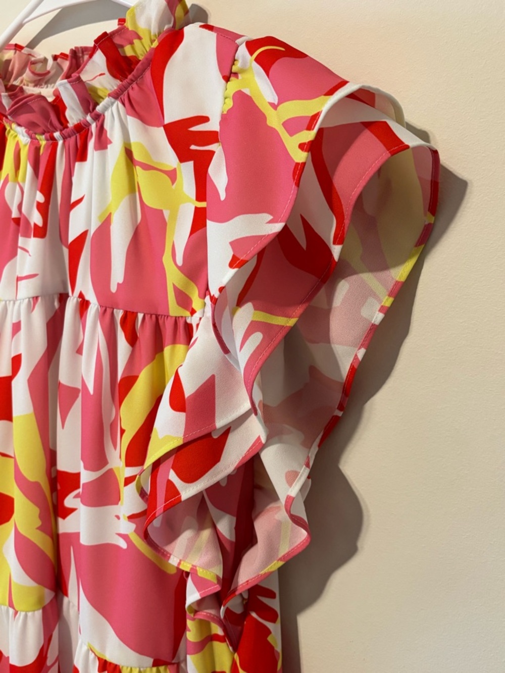 CROSBY by Mollie Burch Pink Floral Tiered Graduation Ruffle Dress Size Small - Picture 6 of 11